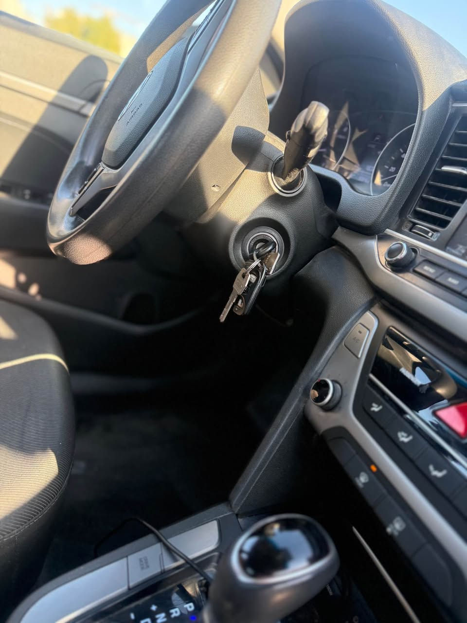 ألنترا ٢٠١٨ امريكي محرك ٢٠٠٠ دوش كامرة تحكمات ستيرن ٣ وضعيات قيادة بيهة منضومة غاز ايطالي حادثهة جاملغ عكس السايق رقم سليمانية السعر ١٢٠ وبيهة مجال بسيط مكاني بغداد الكرخ *********** بغداد, العراق
