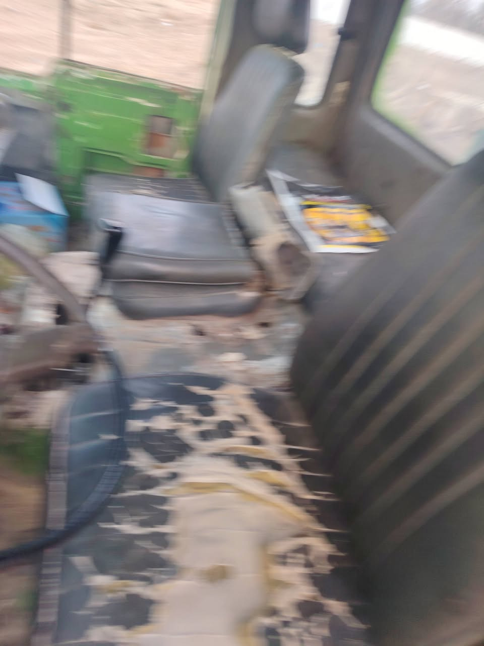 سلام عليكم سياره البيع نيسان ٦برغي رقم بغداد سعر 90بيه مجال ***********
