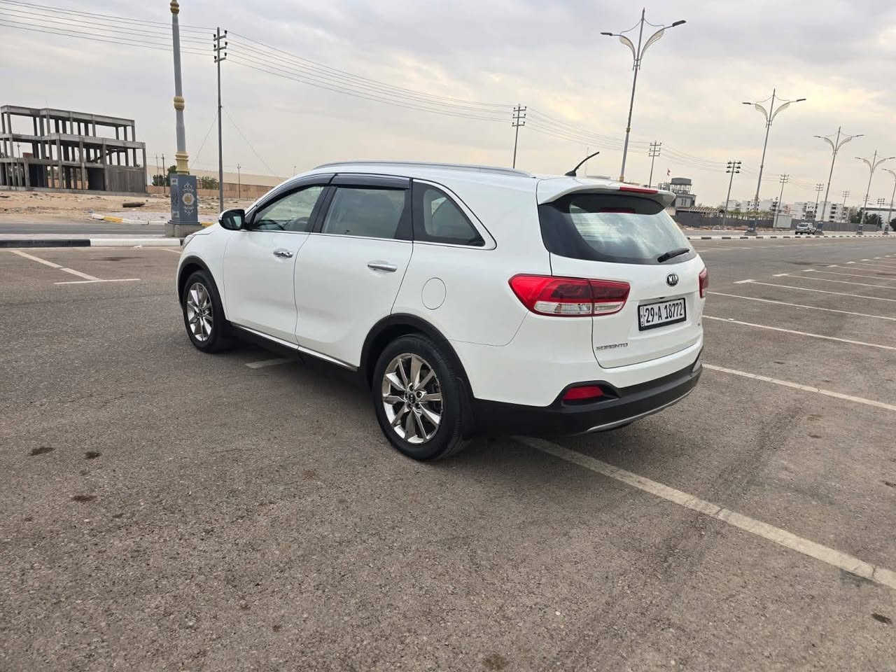 سلام عليكم سورنتو موديل 18 خليجي
فول مواصفات بانوراما كراسي كهرباء جهتين

كير مكينه حداديه تخم تاير تبريد تتفئ شرط الفحص

 باسمي تحويل مباشر

السياره كفاله فقط جاملغ اكلير بدون فتح بدون معجون 

مكان السياره كربلاء  سعرها 208 وبيها مجال بسيط استفسار

اتصل  ***********
