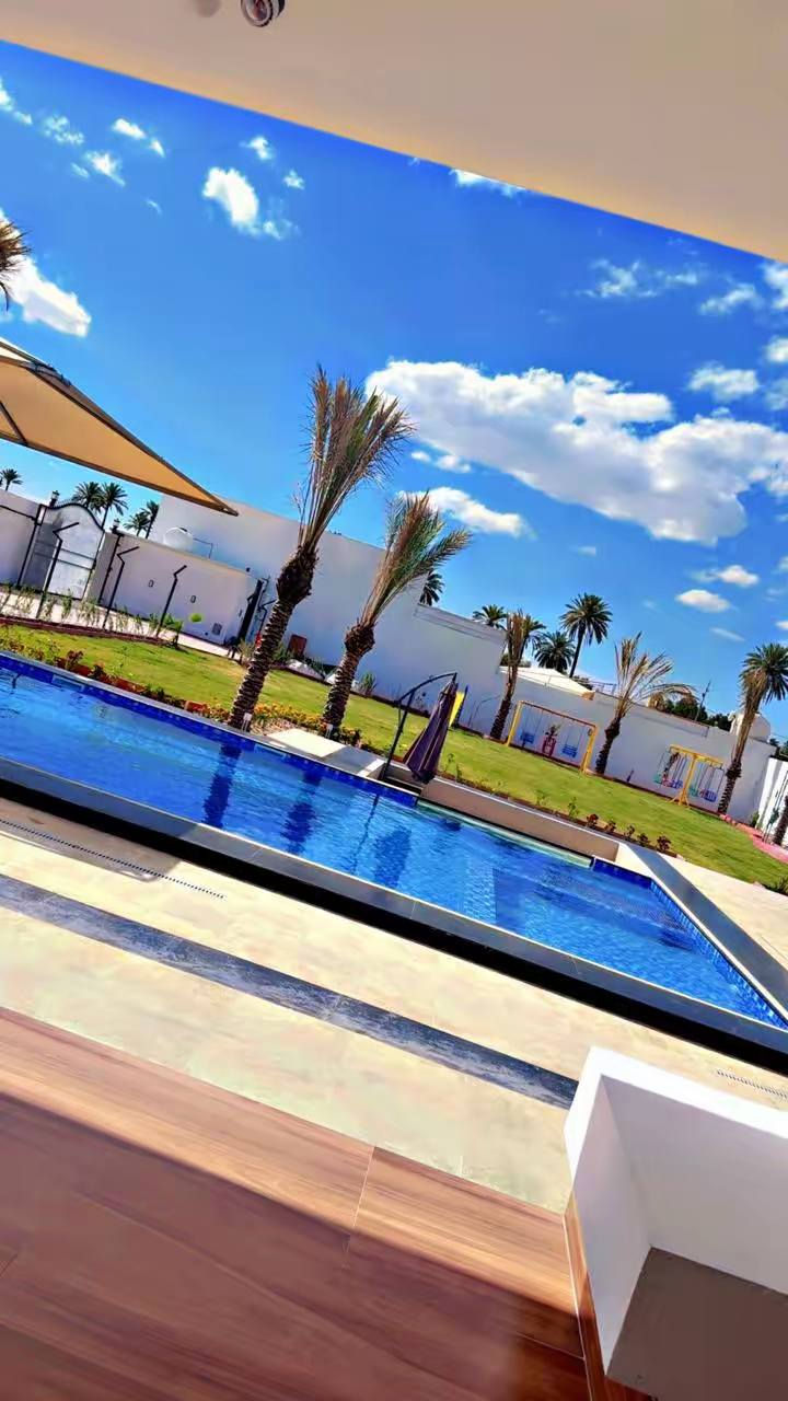 🔥 الصيف جاي... والفرصة الذهبيّة وصلت! ☀️🏡
تريد استثمار مربح؟ أو مكان هدوء واسترخاء بعيد عن الزحمة؟
عندك الحل 👇
🏠 يتوفر الآن:
فلل • شاليهات • مزارع للبيع
📍 الموقع: بغداد – خلف حي الجهاد
(مربع الفلل / مربع الدكاترة)
✅ سند 25
✅ خدمات كاملة (ماء، كهرباء، مجاري، تبليط)
✅ موقع مميز وراقي
📞 للاستفسار:
*********** (اتصال + واتساب)
💥 لا تضيع الفرصة... الصيف هذا غير!
#العراق #بغداد #عقارات #بيع_وشراء #استثمار #فلل #شاليهات #مزارع #عروض_عقارية #بيت_للبيع #فرصة #استثمار_ناجح #بغداد_العراق #حي_الجهاد #عقار #TikTok_العراق #ترند
