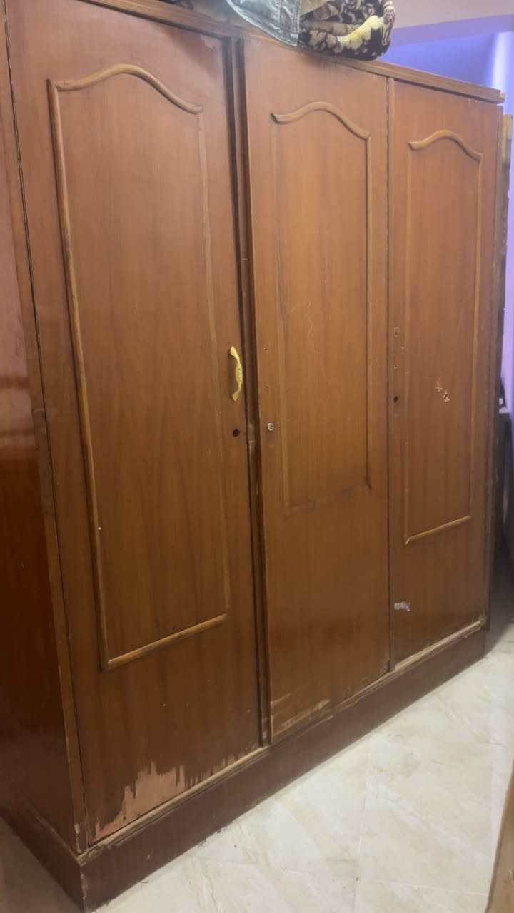 كنتور 3 بوب صاج سعر  120 الف ينصبغ يترتب يطلع جديد
الزاويه ب 20 الف  بس عوزها صبغ 
والميز حجم كبير يطبك ب 15 الف 
مكاني بغداد
@الكل


**إذا كنت صاحب هذا الإعلان وتريد حذفه لأي سبب، رجاءا أرسل رسالة إلى الدعم الفني**