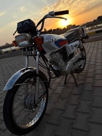 دراجه للبيع موديل 23 بشهر 11محسوبه ع 24 مكفوله كفاله عامه شراي تصل ع ا...