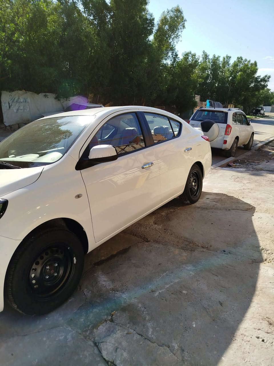 نيسان صني موديل 24 هندي اربيل باسمي
 (تحويل أو وكاله)
ماشيه 55 قابله للزياده 
ضرر خفيف جاملغ خلفي عكس السائق 
مع ملاحظات بسيطه 
العنوان الاعظميه راس الحواش 
سعر 127 وبيها مجال 
للمراسله والاستفسار الاتصال ***********
