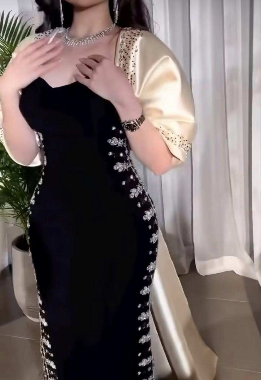 فستاني للبيع ملبوس ساعتين أخذته ١٠٠ اريدة ٧٠


**إذا كنت صاحب هذا الإعلان وتريد حذفه لأي سبب، رجاءا أرسل رسالة إلى الدعم الفني**