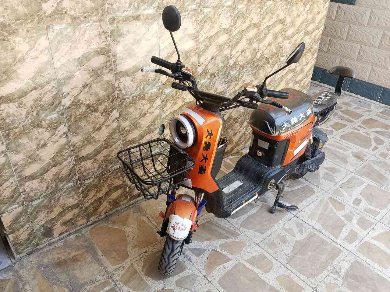 للبيع دراجه R9مديل 2025
درجه مخزونه سنه كامله ما متحركه بطاريات رايدلهن تبديل  الدراجه مجمبزه شوفت عيونك السعر 375 الدراجه مصرف عليها بكد سعرها و بيعته خساره


**إذا كنت صاحب هذا الإعلان وتريد حذفه لأي سبب، رجاءا أرسل رسالة إلى الدعم الفني**