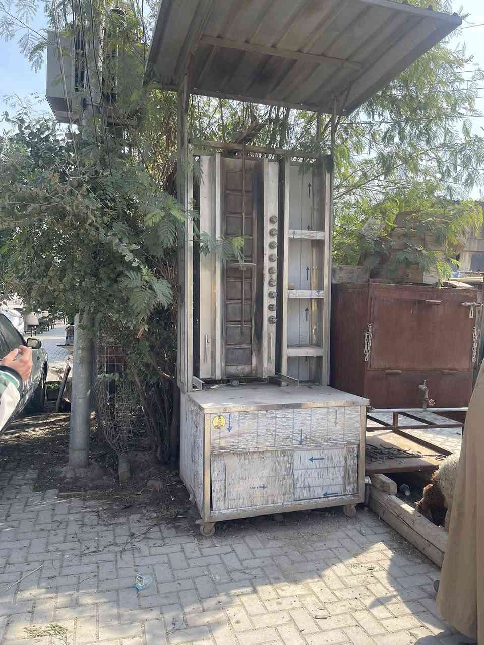 شوايه كص اكبر حجم مال مطاعم سقيفة هم بيهة 
السعر مليون و٢٠٠ وبيهة مجال


**إذا كنت صاحب هذا الإعلان وتريد حذفه لأي سبب، رجاءا أرسل رسالة إلى الدعم الفني**