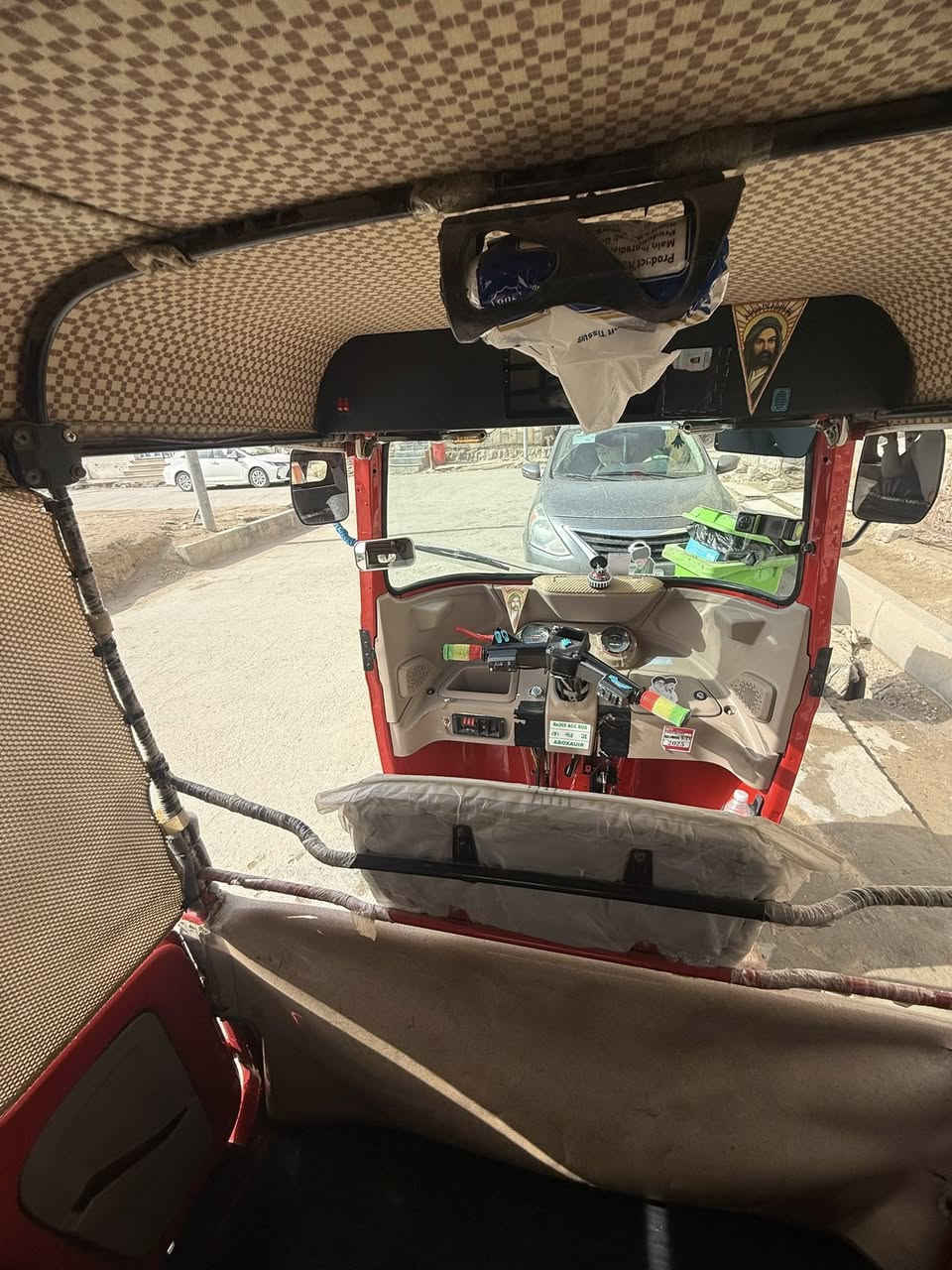 السلام عليكم تكتك للبيع 
موديل 22 شهر 10 كفاله عامه 
امفيلس ماامفيلسه رقم بسمي مداور ثاني يوم 
ابيع فارغ شركه مكاني ناصريه مركز 
الهاتف ***********
