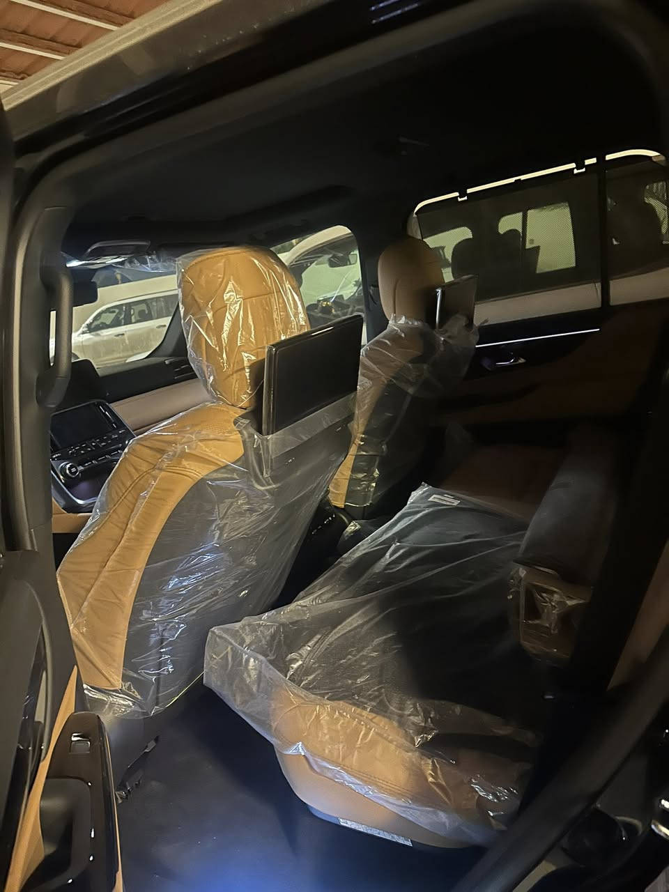 للبيع لكزس 2025 زيرو رقم بغداد
***********
