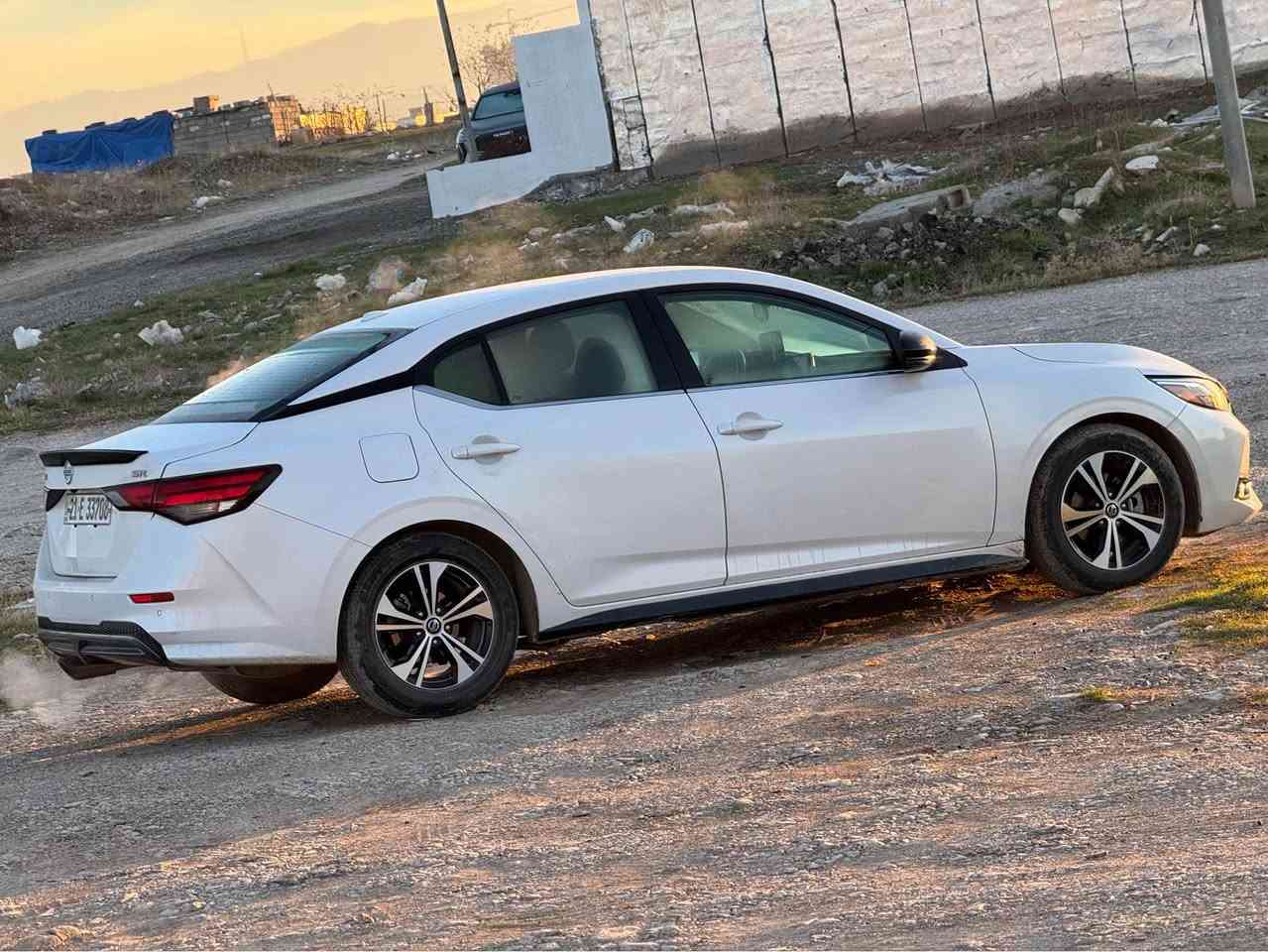 Sentra 2020 sr
ماشاءالله 
٢٠٢٠ی بێ بۆیاخ کلین
فوول مواسەفات بێ سڵایت
پشت و پێشی کەپسە و هەموو گیانی لەسەر دەقی شەریکەیە
بێ پارچە گۆڕان و بێ کرانەوە هەموو گیانی بەشەرت
ڕاداری ئاوێنە 
ڕاداری خەتی جادە
حاسە و شاشە گەورە و کامێرا
بەسمە و درگای سایەق و سەکن بەسمە
تەحدید سرعە
ئیمێرجنسی برێک خۆی ئیستۆپ ئەکات
ڕاداری پێش و دوا
تایە و پاتری تازەی بۆ بەستراوە
٥٨هەزار ماێل ڕۆشتووە
گێڕ و مەکینە و کارەبایی بەشەرتی ١٠٠ وەستا
سەنەوی و ژینگەی تا ٢٠٣١ تازەیە بە ناوی خۆمەوەیە
سلێمانی
*********** السليمانية, العراق
