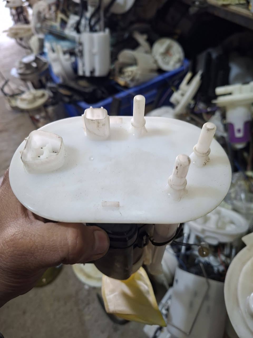 عبوة فيت بم سنتافي قديم 2003_2005 توصيل متوفر ***********
