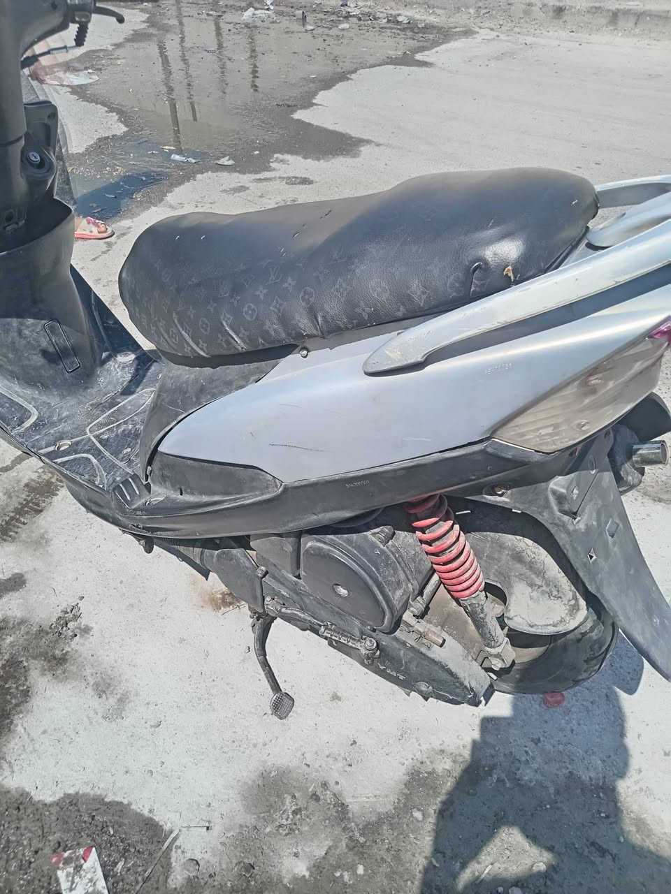للبيع دراجه ماكس عدلة بغداد جديده سعر ٤٥٠ رقم***********
