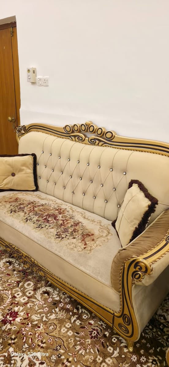 للبيع تخم قنفات الثقيل العنوان الماجدية الاتصال ‭***********
