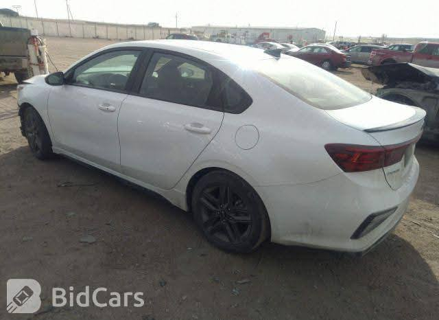 فورتي موديل 2021 جي تي لاين فول موصفات بصمه وفتحه و رادار
محرك 2000 دوش المرغوب كير AT المرغوب مكفولات  هزه جديدة 
ماشيه 52 ارضيه جلد مع الصندوق 
تخم تاير ياباني حادث السيارة بسيط جدا مثل ما موضح في الصور جاملغ و بنيد مصبوغ فقط بدون تبديل و بدون دواخل وبدون لغد وبدون شاصي يعني مكفولات ايرباكات سليمه السيارة بأسمي 
 السعر 155 ورقه وبيها مجال 
العنوان بغداد سبع البور 
موبايل ***********
***********
