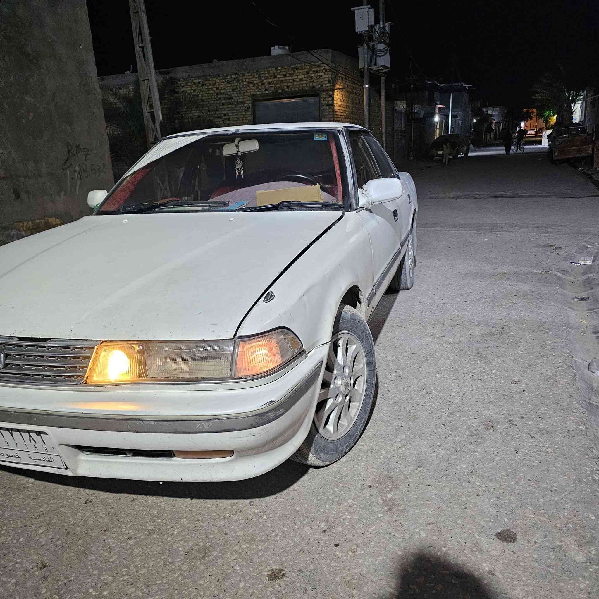 السلام عليكم
للبيع مارك عضم موديل 1991

رقم قادسية مشروع وطني بسمي

مكفولة من الكص ونقل جثة والعيب الشرعي 

مداور ثاني يوم

رقم الهاتف ***********
