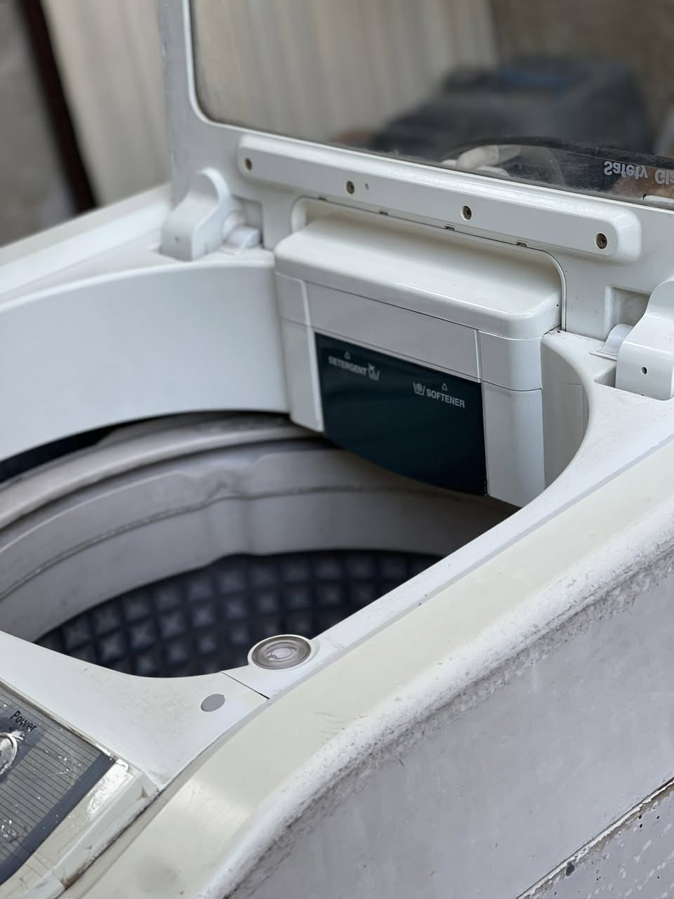 غسالة للبيع اوتوماتيك ماركة سامسونج حجم 8ك السعر 175 وبيها مجال للشراء التواصل مع الرقم ***********
