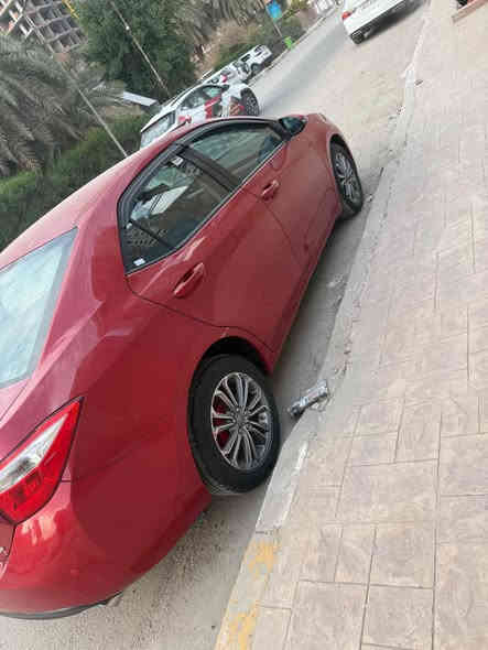 السلام عليكم للبيع فقط كورلا 2014 وارد امريكي صفحه صبغ بدون دواخل بدون ايرباك رقم بغداد الجديد باسمي هزه جديده تحويل ثاني مواصفات S محرك 2000 ماشيه 120 مابيه نواقص السعر 114 ورقه وبيه مجال بسيط مكاني بغداد السيديه للاتصال *********** بغداد
