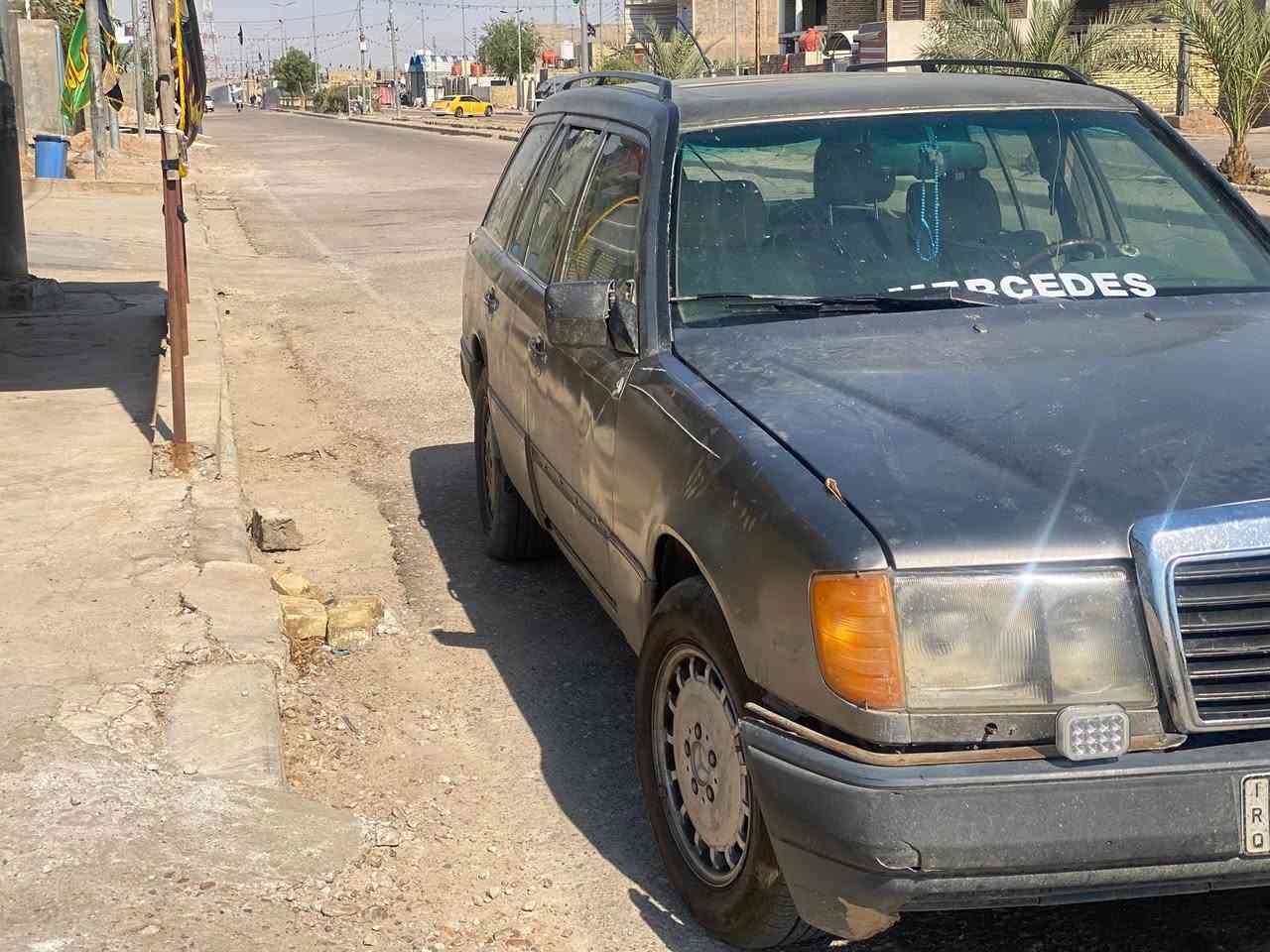 لسلام عليكم مارسدس  دب ستيشن موديل ١٩٩١ سياره للبيع تخم تاير اكفل بس أصوليات لان باسمي رقم ديالى مشروع وطني سعر ٢٥ قفل قفل قفل 
للتواصل ‪+964 774 201 0717‬
واتساب وماسنجر مكاني كميت ميسان


**إذا كنت صاحب هذا الإعلان وتريد حذفه لأي سبب، رجاءا أرسل رسالة إلى الدعم الفني**