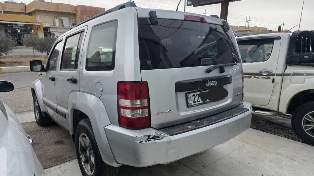 جیب لی بێرتی 2008
گێڕ مەکینە تبرید بەشەرت
دو بنەدەرگای لای سایەق هەیەتی +
دەرگای سەکن بێ ناوگرتن
دەبڵ ئەکسل
سعری 85 مەجال
***********
*********** أربيل, العراق
