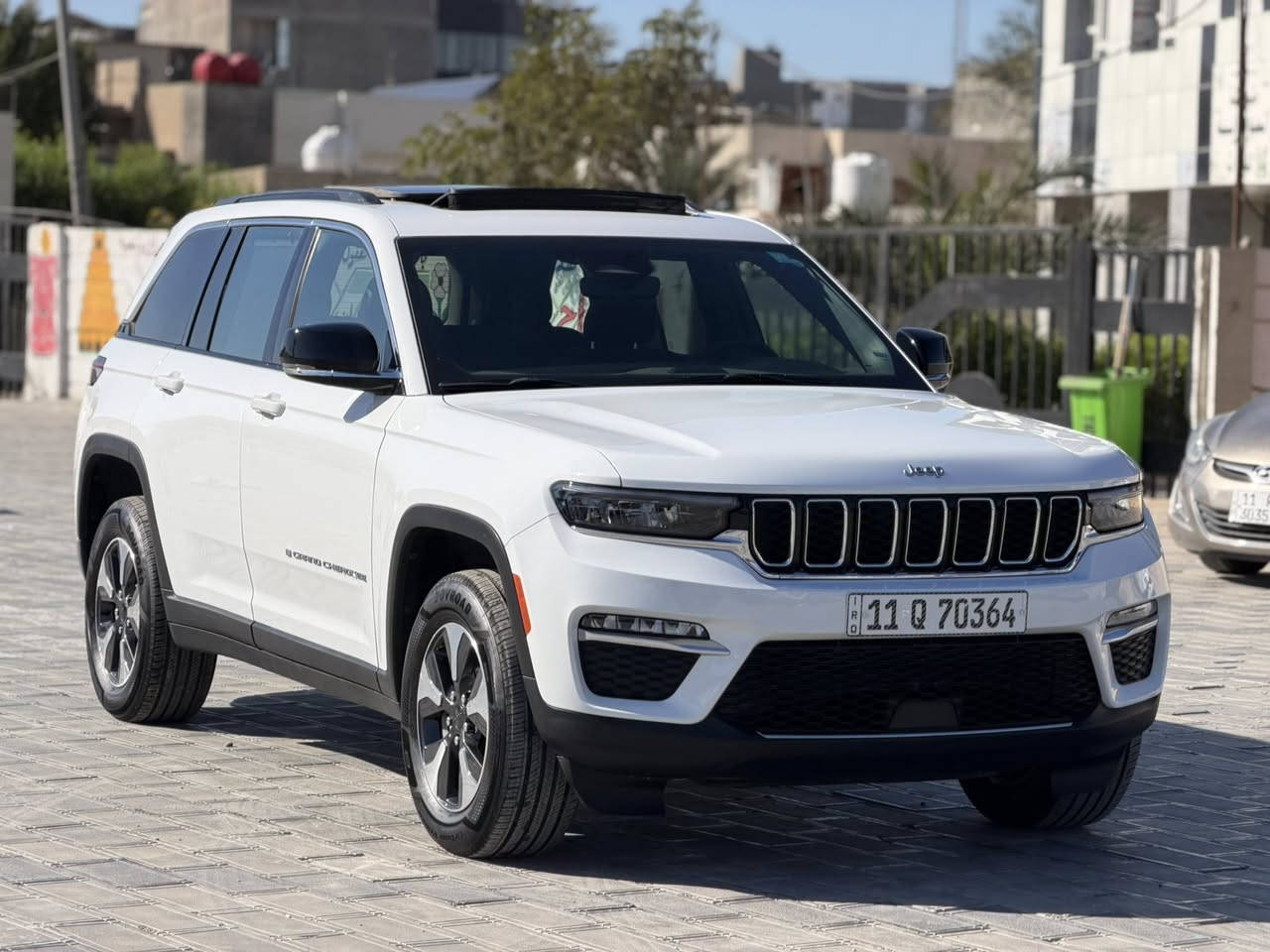 ياالله
السلام عليكم جيب كراند شيروكي 4XE 2024 وارد امريكي
Jeep Grand Cherokee 4Xe 2024 2.0L
حجم المكينه : 2000  تيربو + هايبرد + بلك ان 

المسافة المقطوعة : 20  الف ميل

الضرر :سرقه بيبان جاملغات بنيد صندوك وشاد بيبان جاملغات بنيد صندوك نفس الون بدون حادث بدون صبغ مكفوله من الحادث 

          حالة الايرباك : سليم مطاك ولا ايرباك

#مواصفاتها

1.شاشه 

2.بصمه

3. تشغيل عن بعد

4.دمام خلفي

5.كشنات جلد

6.كشن السايق ميمري

7.كشنات كهرباء

8.صندوك كهرباء

9.حساسات خلفيه

10. قطع تبريد 

11.اشاير بالمري

12.رادار امامي

13.رادارات 360

14.ثلاث وضعيات قياده

15. بنوراما فتحتين

16. كير ماوس

17. نظام منحدرات

18. هيترات بالكشنات 

19.ويل كب كروم

20.لايتات لد

21.بكلايت لد

22.كشافات

23.بصمة ابواب

فول مواصفات 1/1 جاهزه مرقم بغداد تحويل ثاني يوم

#السعر : الطلب في التعليقات سيأتي إليك مباشرة 

تفاصيل اكثر هذا رقمي *********** تحياتي 

مكاني بغداد حي الجامعه
