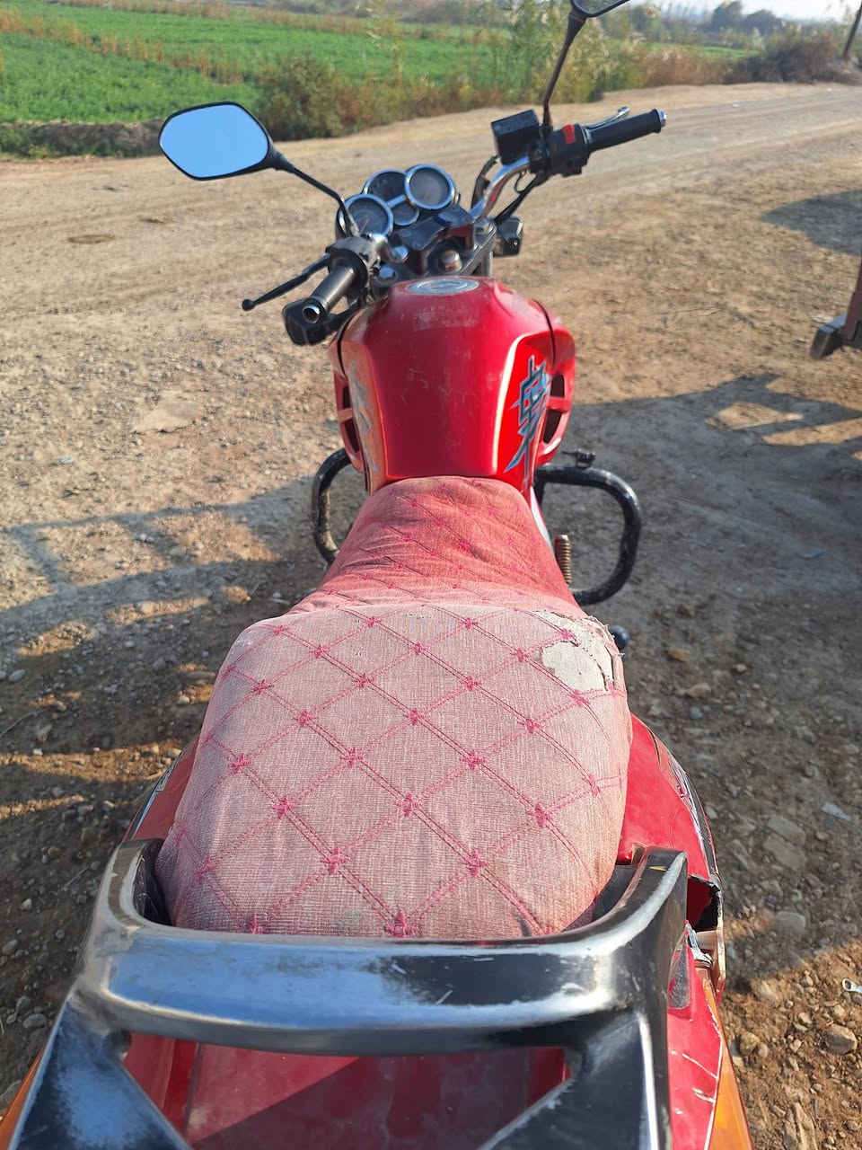 اسلام وعليكم دايوان باندا موديل 18 وراق اصولي حت دفتر كتلوك بيه السعر ٧٧٥الف وشراي يخابر ويدلل *********** ول ما عنده رصيد يراسل واتساب مكاني بغداد المدائن
