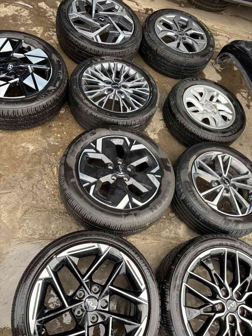 عرض لفترة محدودة

توكسان 2025
ڤنيو 2024
فورتي 2024
K4 جميع الفئات 2025
النترا 2025
K5 2025
K5 2024GT
سيلتوس 2024
كونا N 2025
نيرو 2024

ويل كب مع إطار مع حساس 
عنوان المحل بغداد
سوق بغداد القصر الأبيض 
محلات مصطفى الفرطوسي 
هاتف 
***********
