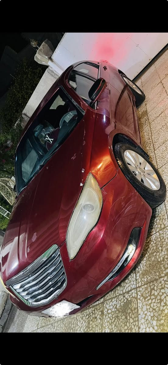 كرايسلر 
C200
سيارة جاهزة كير محرك كهربائيات تدفئة تبريد  
محرك 4سلندر. 2400
السيارة بيها كم قطعة صبغ 
ابيع حزام اثر جراد 
تحويل مباشر 
السعر 70 $ 
***********
مكاني بابل  قرب سيطرة الاثار
