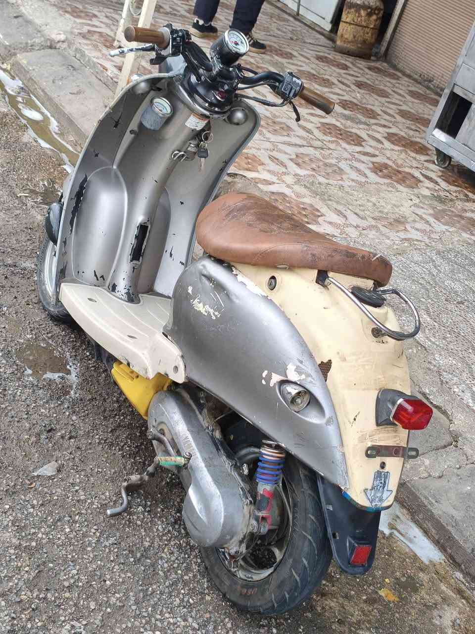 عبد الحليم محرك مفتوح مبدل بستم بس وكابريته جديد والباقي بشرط  كهربائية شغله كله  السعر 275  وبي مجال للطيبين 
مكاني كركوك  ***********
