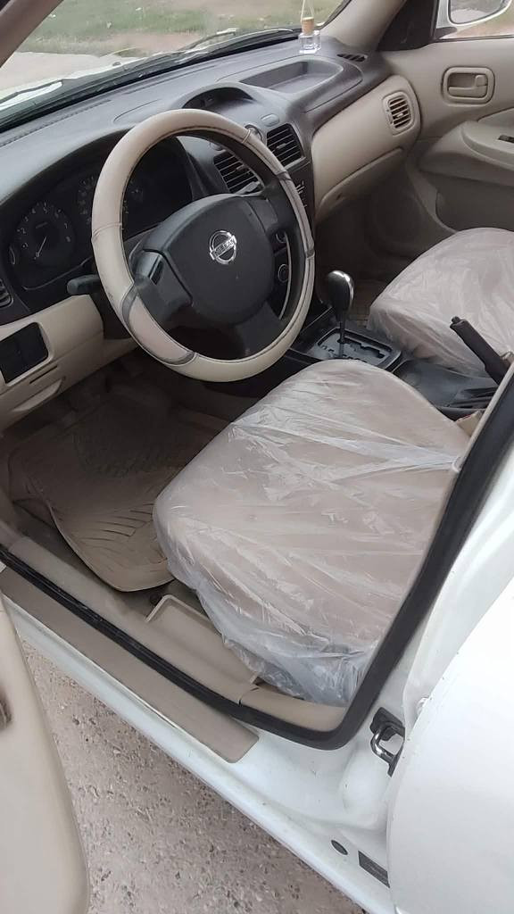 نیسان سەنی مۆدیل 2009 سپی سەدەف  بێ بویاخ تۆماتیک ناو زەرد سەنەوی تەواو بوگیرو مەکینەو تەبریت توندو تولی بەشرت چوار تایەی تازەی لەژیرە***********یان*********** كويسينجاك, أربيل
