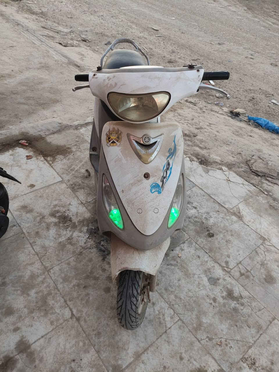 ماكس منغولي للبيع مفتوحه دراجه نظيفه بس محتاج وريد ابيعه سعر 400 وبيه مجال قليل رقمي واتساب *********** مكان ناصريه قرب مستشفى التركي
