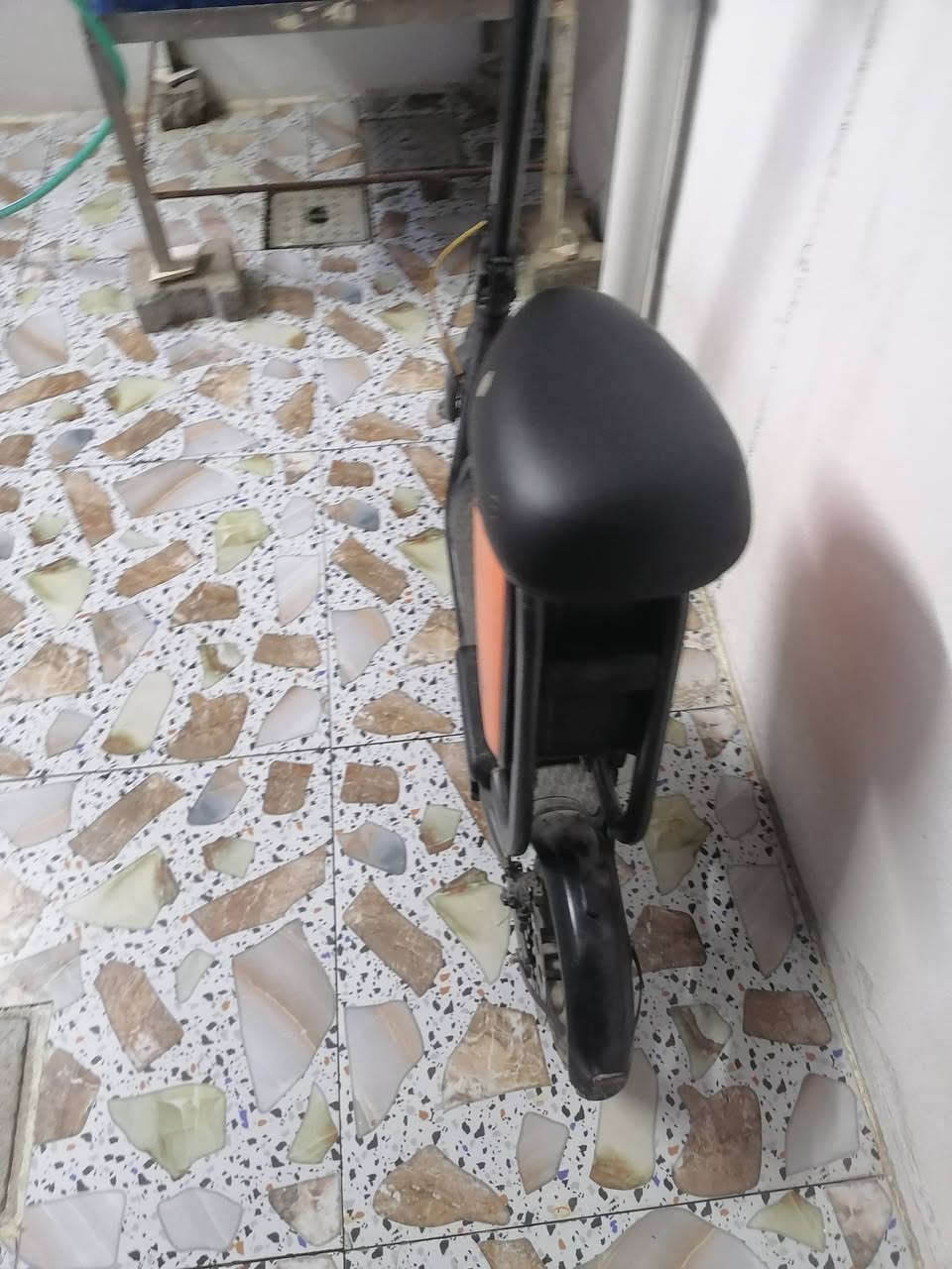 سكوتر نضيف للبيع وسريع كلش كهربائي فول سعر 125
شراي خابر كركوك حي عسكري
***********
