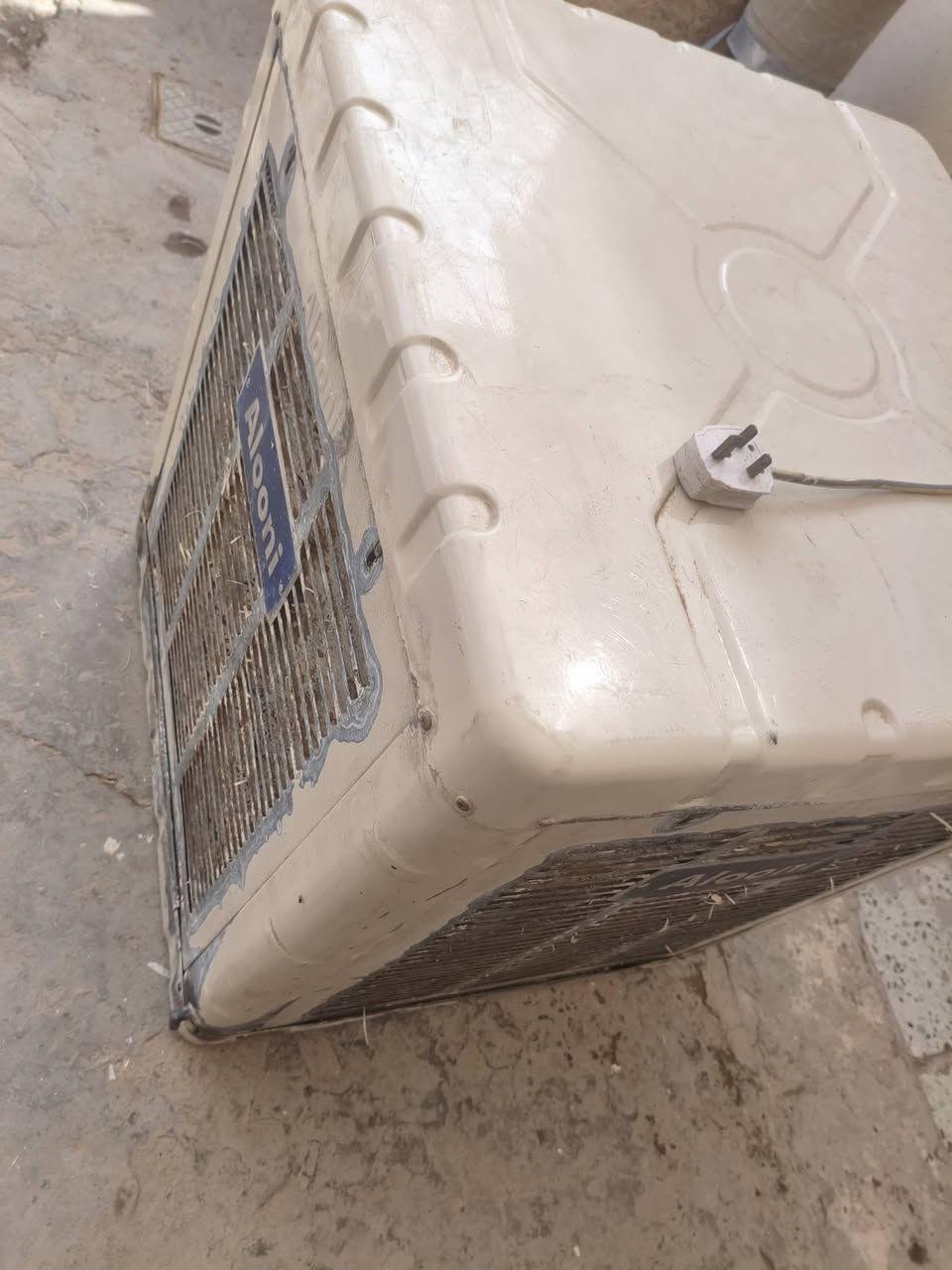 السلام عليكم عندي مبرده للبيع نضيفه كلش حلفات جدد بيها سرعات 2 نضيفه من الداخل والخارج واتربم جديد سعرها 90 وبيها مجال حگ الجيه مكان بغداد الصابيات قرب الجسر الدوار


**إذا كنت صاحب هذا الإعلان وتريد حذفه لأي سبب، رجاءا أرسل رسالة إلى الدعم الفني**