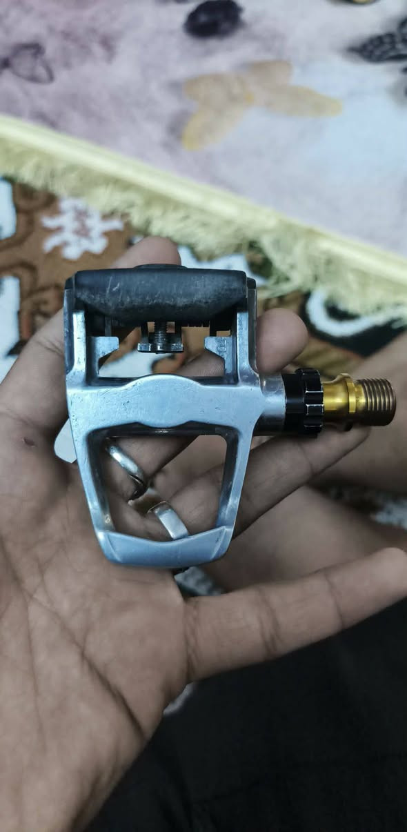 سلام عليكم لوكات رود بهل شكل مستعمل قيم وخذ


**إذا كنت صاحب هذا الإعلان وتريد حذفه لأي سبب، رجاءا أرسل رسالة إلى الدعم الفني**