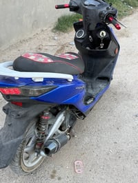 سكنز لد مكفوله صالنصه رياضي كلجات رياضي من اليابان زلغ مابيه ٠٧٧٣٨٦١٥١...