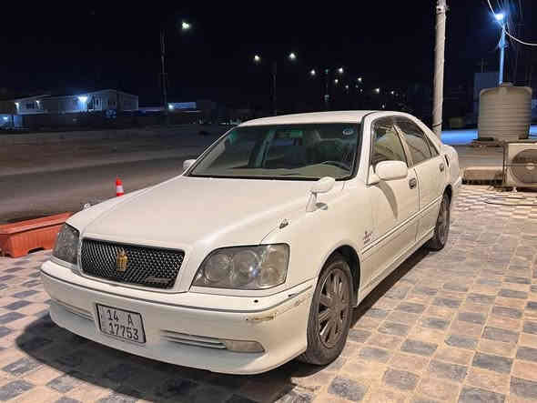 السلام عليكم سيارة جنون 
الموديل 2002 نقل جثه مكينه D4   كبير بلادي شاصي 75 دواخل جدد لون ازرك اربع دكم سيارة فول  ماعده الفتحه تخم تاير ويل نجمه نفطي سيارة كفاله عن الزلغ لا معجون ولا زلغ سيارة بأسمي تحويل ثاني يوم سنويه 28 رقم إنكليزي *********** 110
