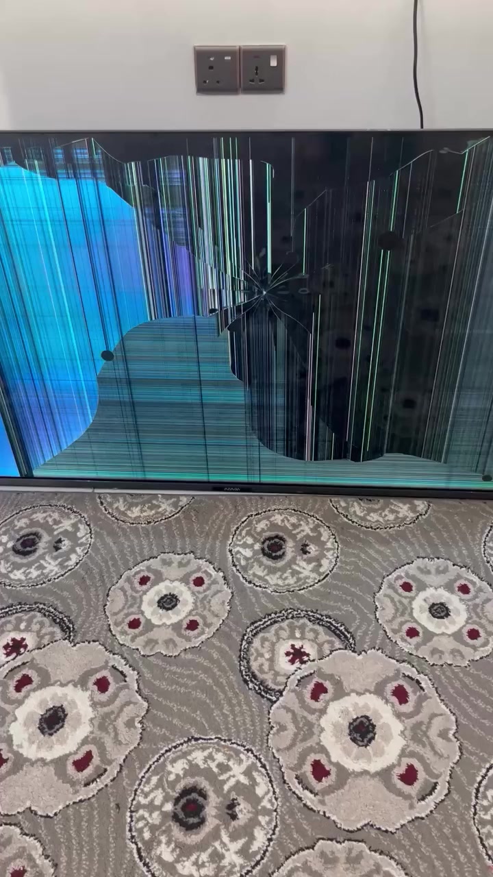 شاشه ٥٥ ماركة Azara تحكم والصوت شغال والكارت مابي شي جيب ٥٠ واخذهه مكاني العامريه بغداد


**إذا كنت صاحب هذا الإعلان وتريد حذفه لأي سبب، رجاءا أرسل رسالة إلى الدعم الفني**