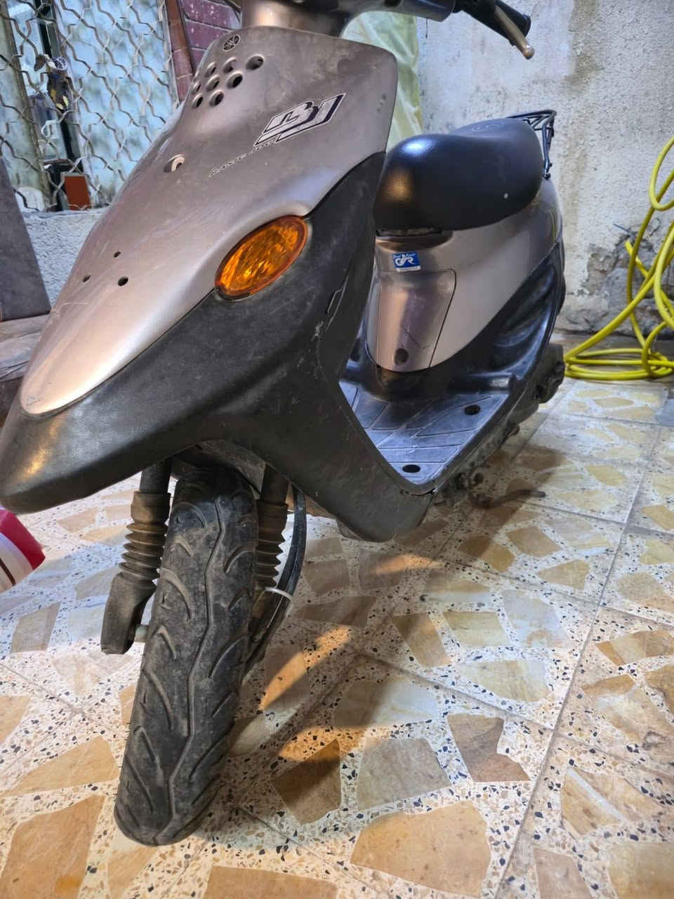 دراجه يوماهه مكفوله صار شهرين من طالع من الوكيل مال رمبه ما ماشيه قليل كلش رايدهه ب ٧٥٠
***********
