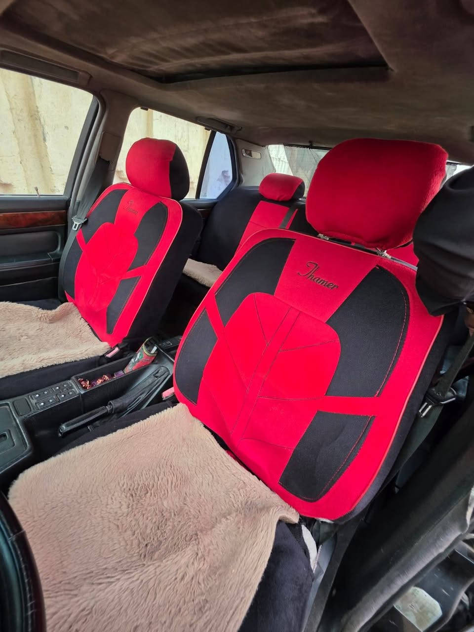 سلام عليكم سياره بي ام موديل ٩٢ اصل رقم بغداد دولي باسمي كفاله عامه  سنويه لل ٢٠٣٠مشروع وطني ٧٣٠  محرك ٦ كير مكينه نضيفات  حداديه صدر تخم تاير ويل خليه كهربائيات كلها شغاله فتحه سلايت طكتين  جام كهربائي سياره جاهزه  دواخلها جديده كشنات جلد جاهزه  السياره ماملعوب بيها علاشركه بلاديه العنوان ميسان  السعر ٥٠وبيها مجال   الاتصال علارقم  ***********
