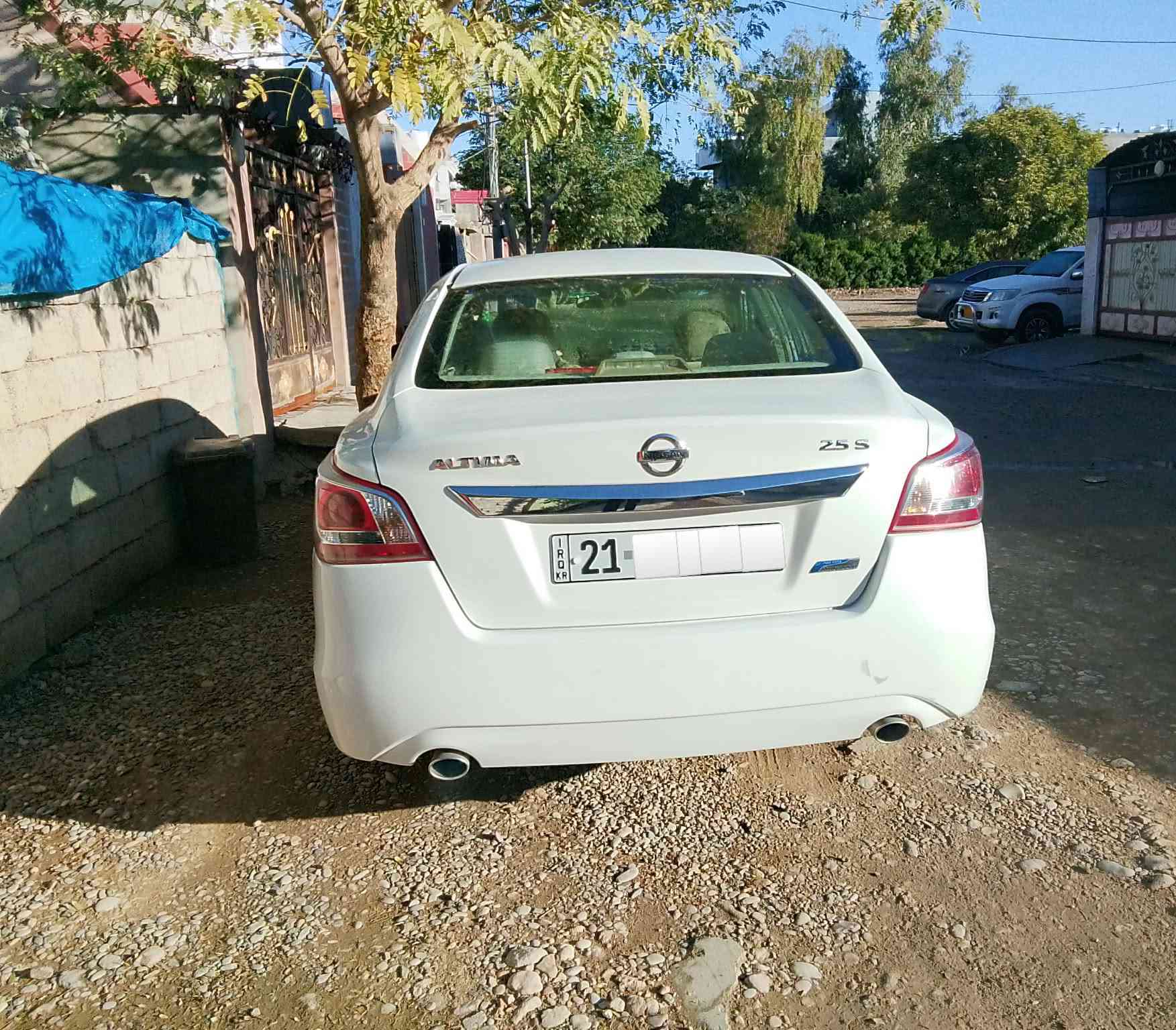 NISSAN ALTIMA 2013 
كوردی/ عەرەبی
کوردی 
نیسان اڵتیما مۆدێل 2013 خەلیجی ناو زەرد (160) هەزار كم ڕۆیشتوە گێڕ و مەکینەی نەکراوەتەوە ژمارە سلێمانی سەنەوی و هەزە نوێیە تا (2030) مواسفات (S) سەیارەیەکی خاوێن و بێ مەسرەفە. 

شوێن: کەلار - سلێمانی 
نرخ : ( 130 ) گەڵا 💸
ژ.م : ( *********** )

عەرەبی 
نيسان التيما موديل ٢٠١٣ خليجي داخل أصفر ماشيه ( ١٦٠ ) ألف كم كير والمحرك بشرط ممفتوح رقم سليمانية هزة و سنوية جديد حتى ( ٢٠٣٠ ) مواصفات ( S ) سيارة جاهزة و بدون نقص.

مكان : كلار - سليمانية 
سعر : ( ١٣٠ ) ورقة 💸
رقم تلفون : 
( *********** ) كالار, السليمانية
