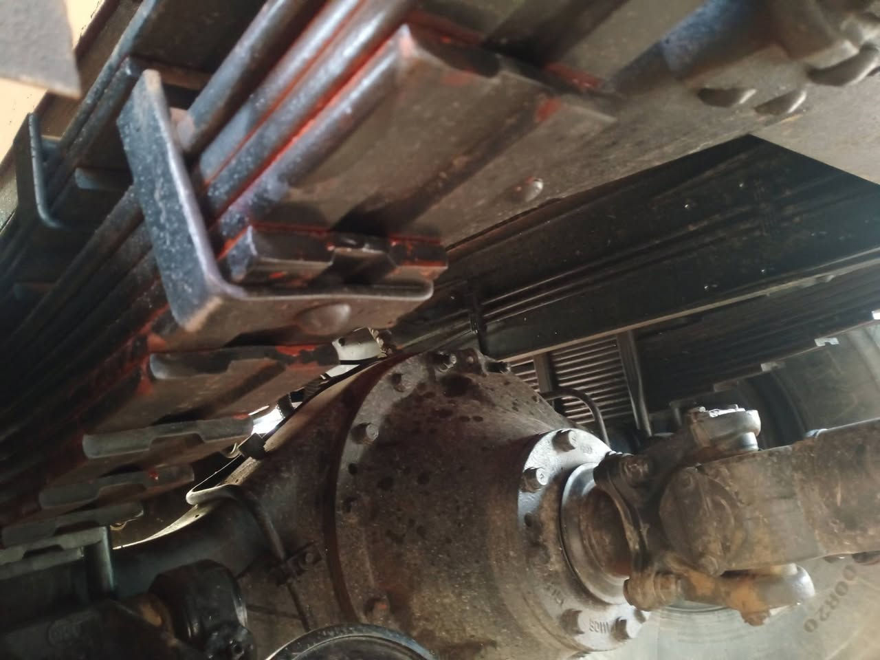 اسلام عليكم نيسان لوري ١٩٨٢ ابلادي على وضع الشركة رقم بغداد إتصال على الرقم ***********
