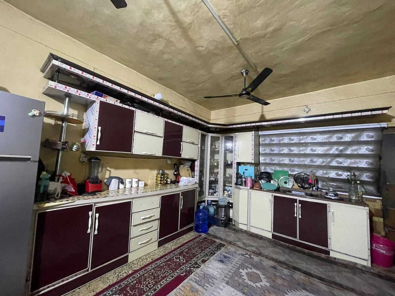 السلام عليكم كاونتر للبيع نظيف مكان حي الجهاد رقمي ***********
