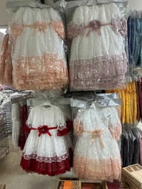 فستان أطفال • ٢٠٠٠قطعة • سعر حرق