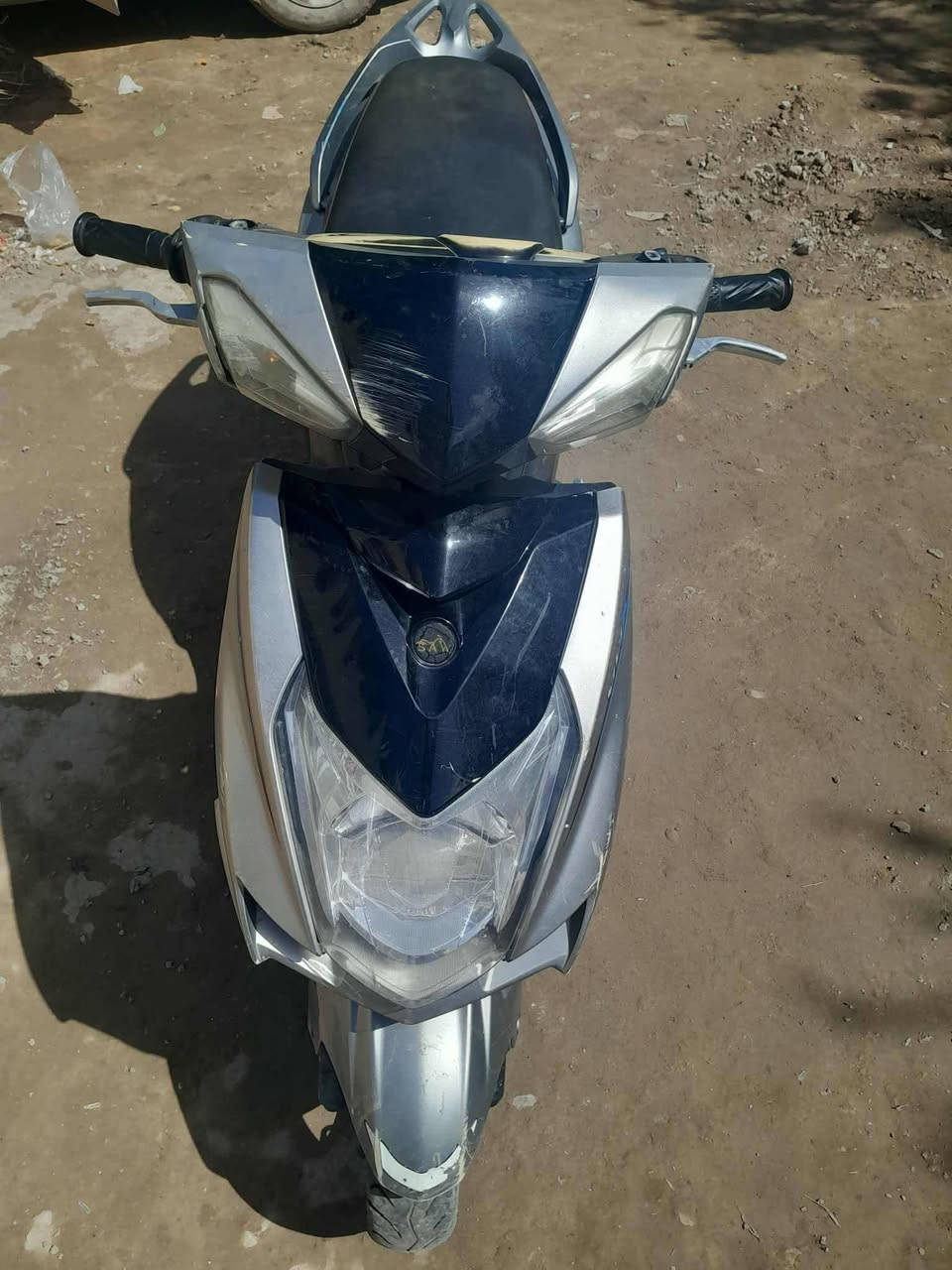 سلام عليكم سكنز للبيع
كفاله شلعه معدل 
سلف هندر كهربائيات كلها شغاله 
كل نقص مابيها 
باتري جديد هندر جديد سلف جديد 
كابريته جديده للبيع او مراوس ***********
بابل الاسكندريه
