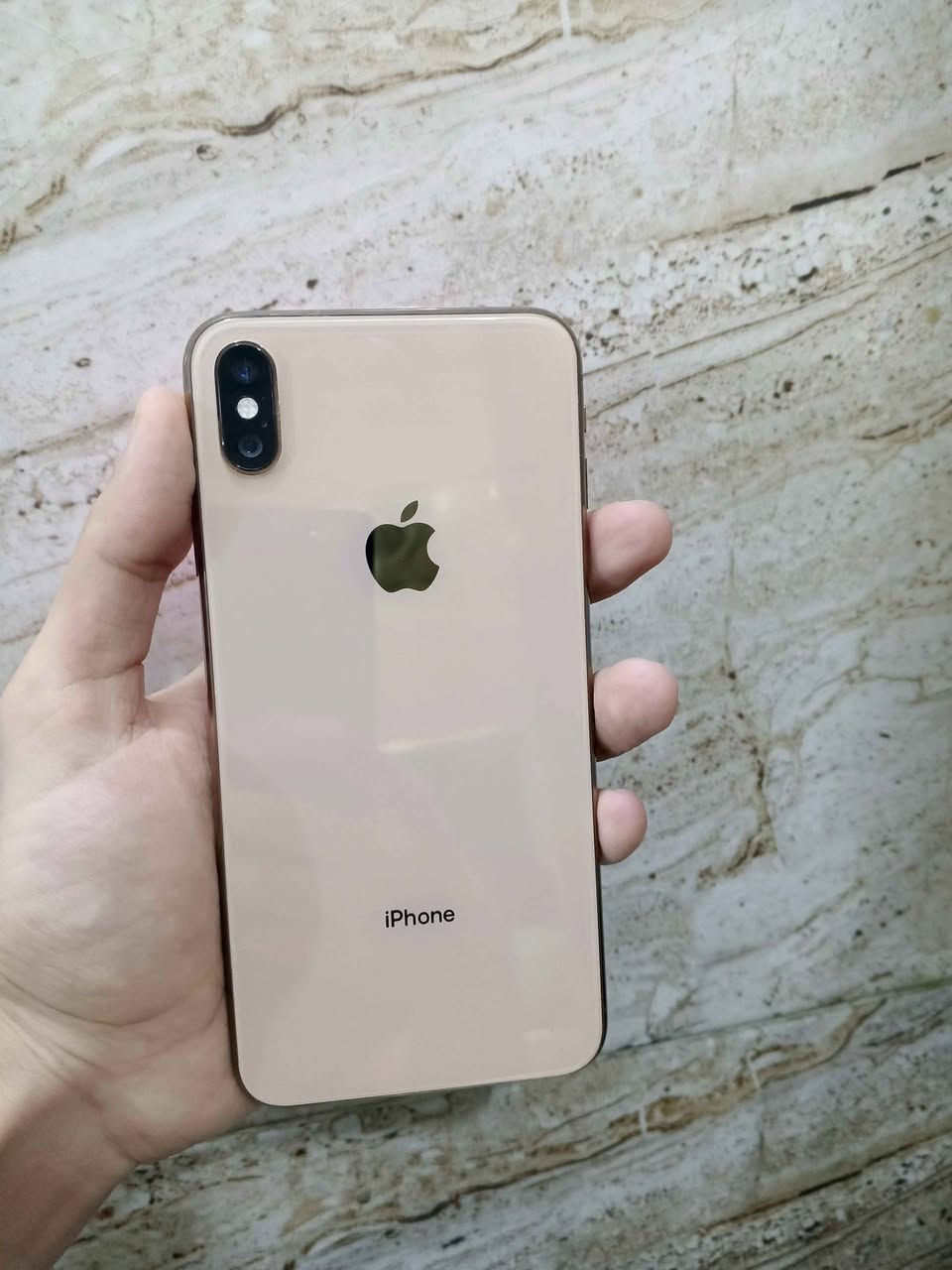 إكس ماكس 
ذاكرة 256 بطارية 79 مبدل شاشة أصلية 
نظيف حبل السعر 175 الف
مكاني بغداد الحرية 
*********** بي واتساب بغداد, العراق
