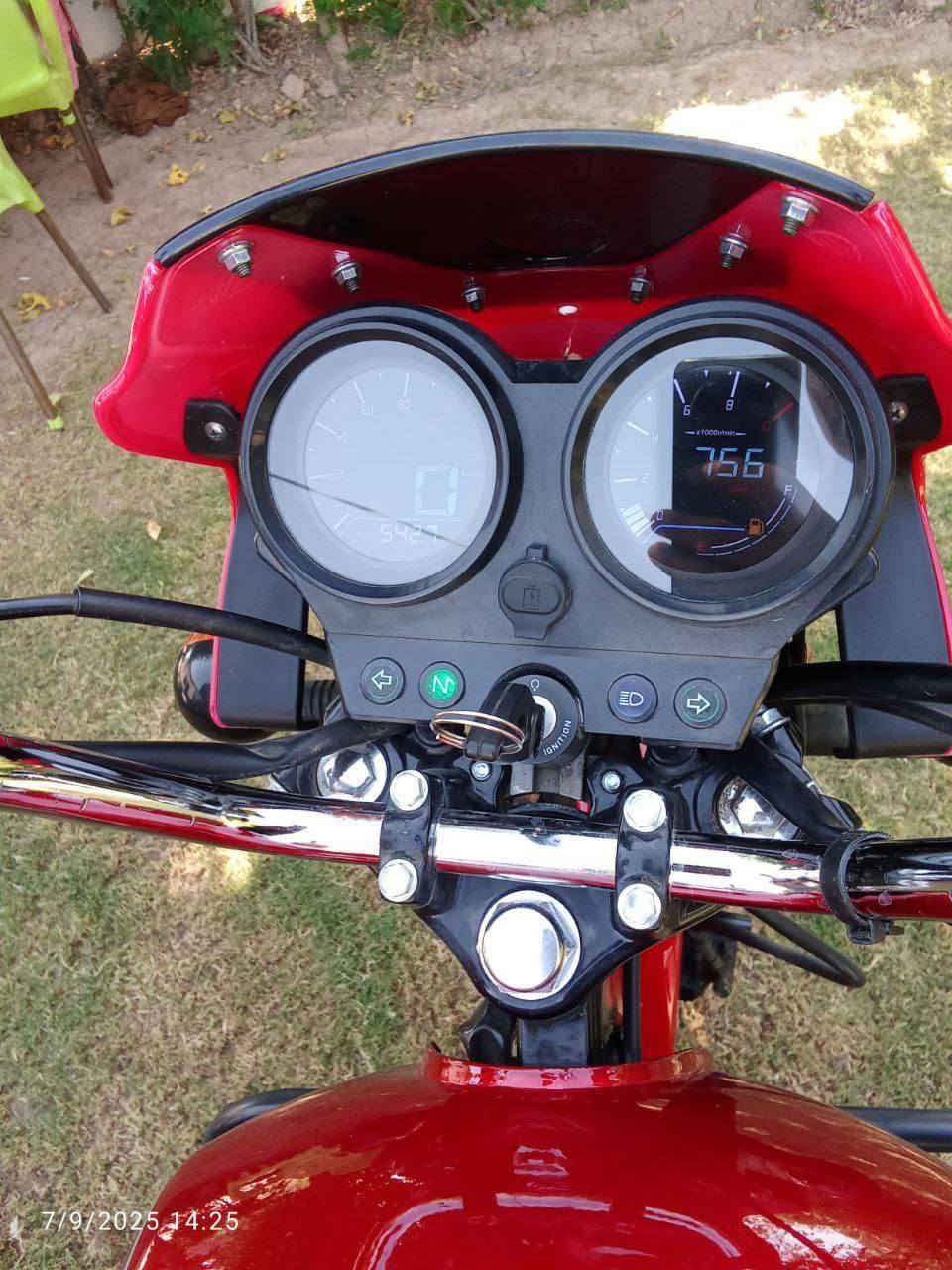 سلام عليكم دايون نفخ مديل ٢٣ للبيع اوراق اصوليه دراجه شوفت عينك كامله وجاهزه باسمي مكاني كربلاء طوريج السعر 1200 وبيه مجال قليل شراي اتصال فقط ***********
