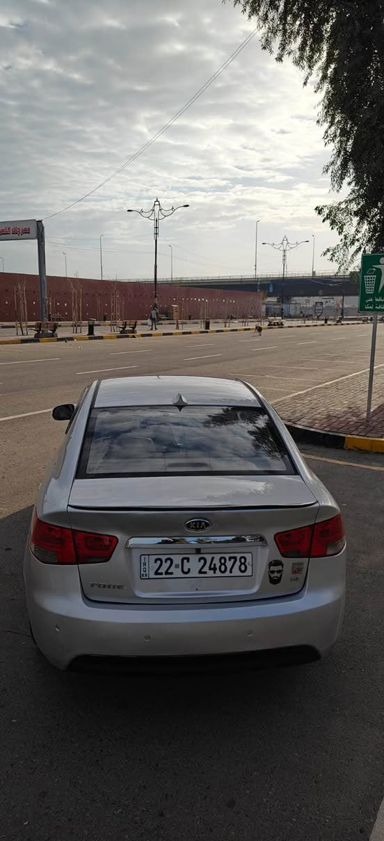 السلام عليكم 
كيا فورتي موديل 2010
رقم اربيل دولي شرط التحويل 
اني صاحبها الشرعي 
كابون بانزين الكتروني 
محرك 16 دوش 
تحكمات استيرين 
تدفئه كشنات 
كير توماتيك وعادي 
كير ومحرك شرط 
تدفئه وتبريد شرط 
طخم شرط
صبغ 4 قطع بسبب التقحيل بدون حادث 
السعر 88 وبيها مجال 
للاستفسار *********** موصل, نينوى

