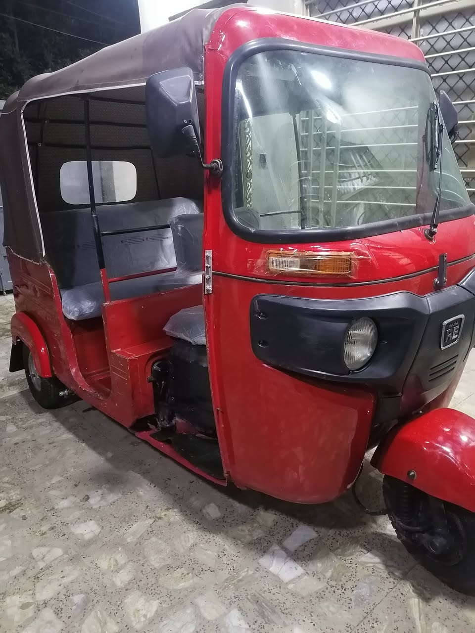 تكتك 18 كفالة عامة مكينة وكشر 
تكتك جديدة ماطالع بيهة هواي حتة دوس ممعمرة مكاني زعفرانية ***********
