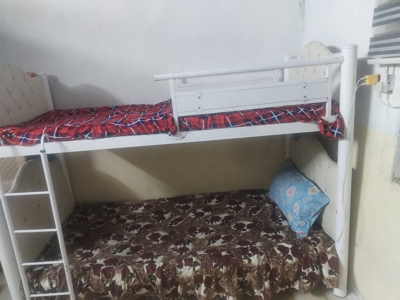 سلام عليكم جربيه طفال تزكام حجم جبير البيع السعر 150 بيه مجال بغداد الحريه ***********
