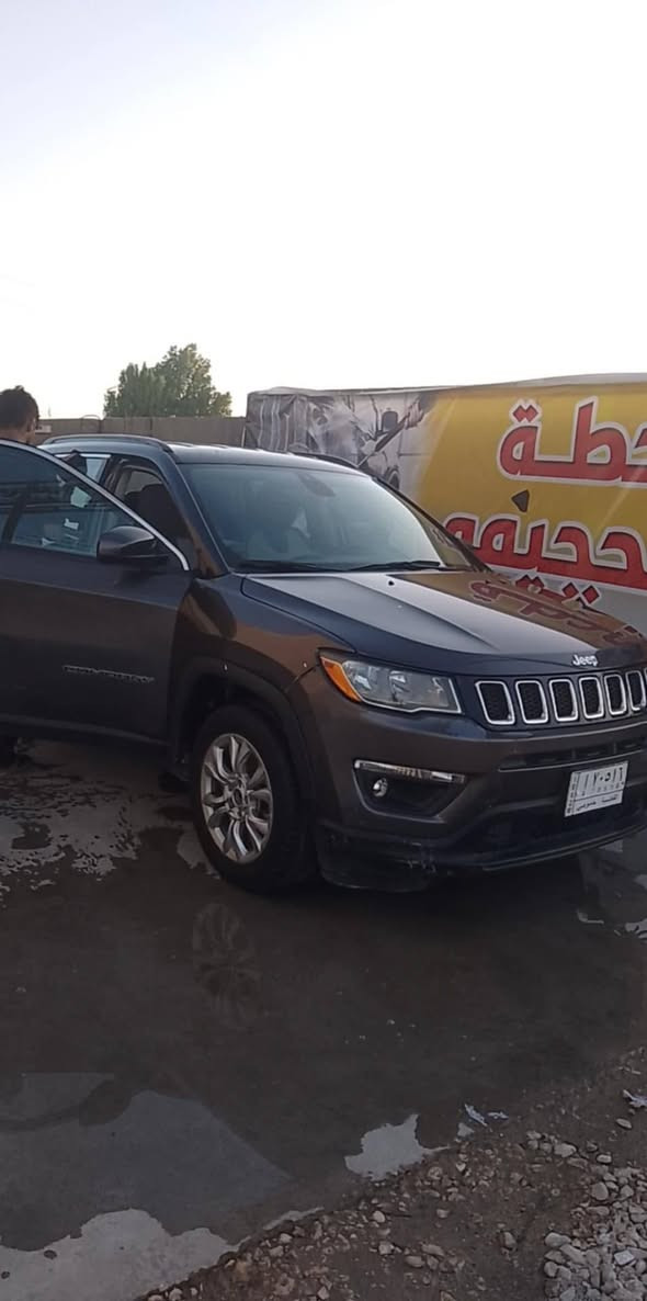(((((مستعجل للبيع)))))
 جيب كومباس 2018 حادث امريكا بسيط وسطحي صور الحادث مرفقة .. مكاني بالديوانية 
***********
***********
