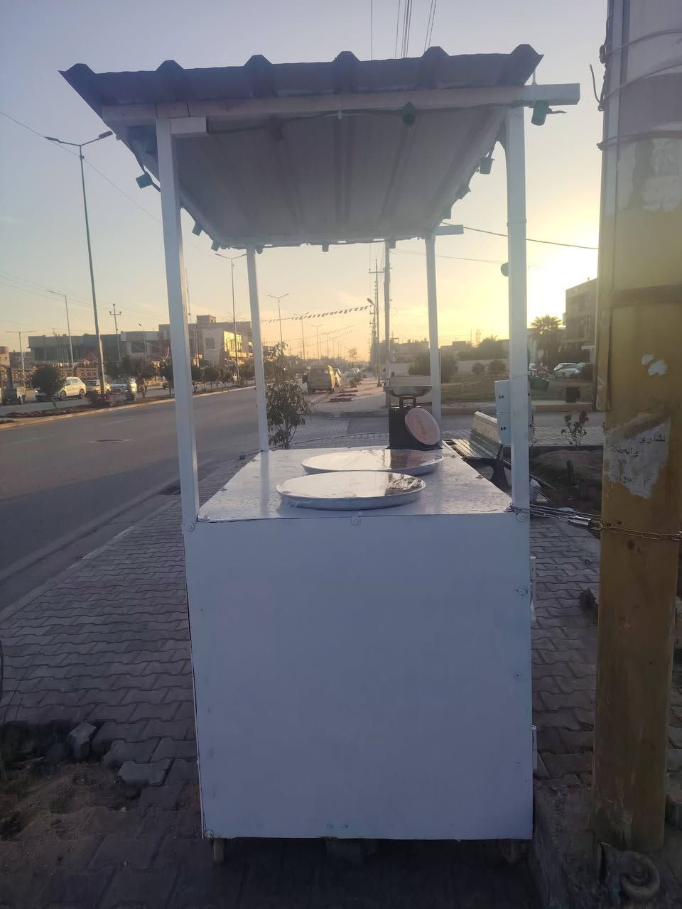 عربانه متنقله في كربلاء العربانه كامله من كلشي تئسيت كهرباء كامله مكاني في الحر الارقم ***********
