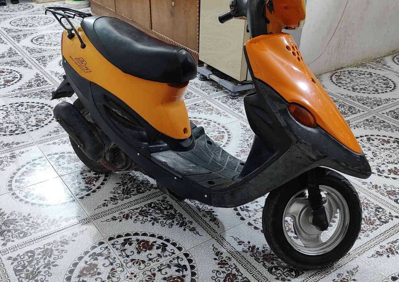 لسلام  عليكم دراجه للبيع يوماها 9زورف بيجي مكينة ناعمه وحلوه كفرات بلاديه دراجه شلعه معدل حلو كلش قوي المعدل السعر 350وبيها مجال كلش قليل المكان ميسان الدوانم مقابيل محطه بيت مخيلف خاص ماكو الرقم شغال واتساب والاتصال: ***********
